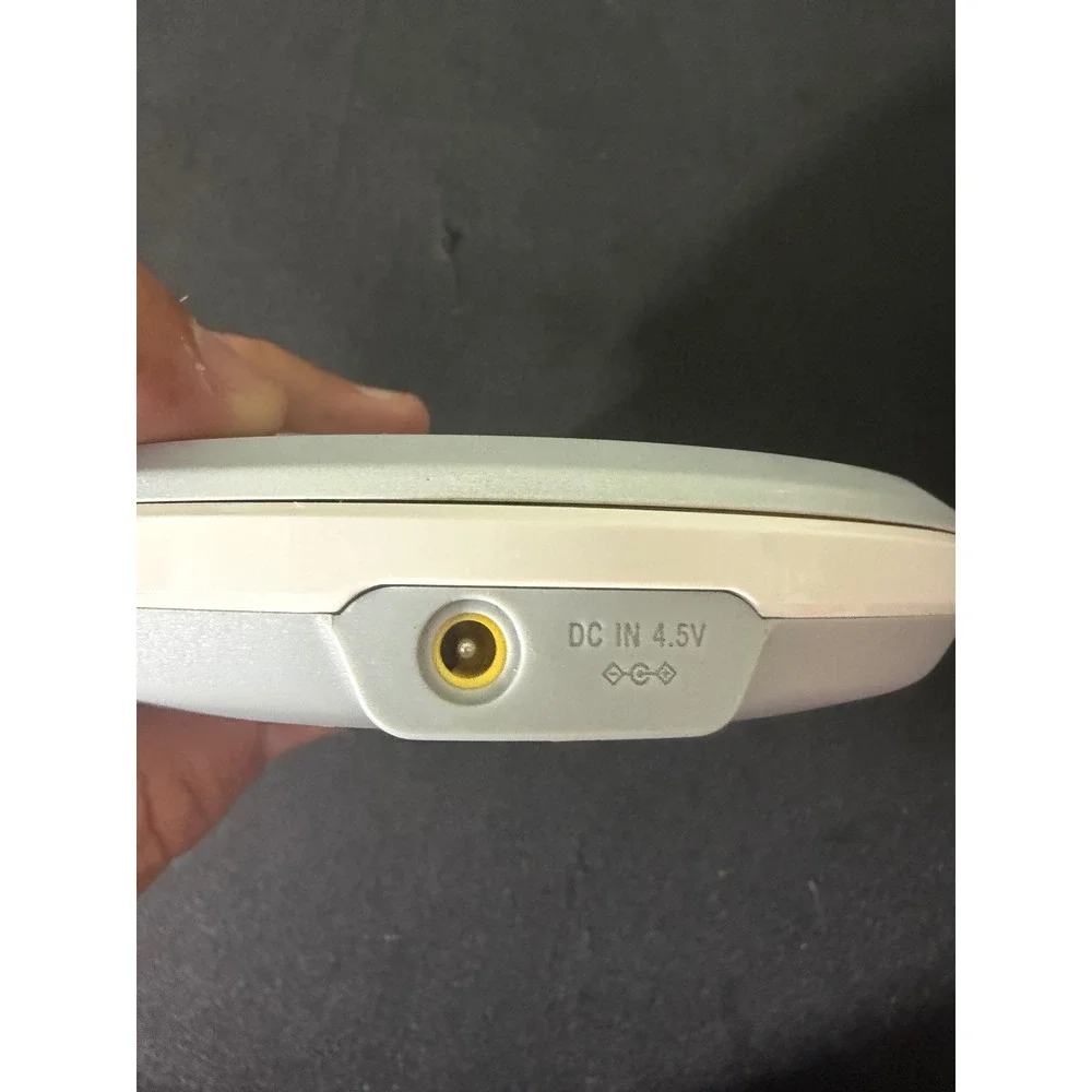 Sony CD Walkman‎ D-NF340 MP3 FM Radio Silver Tested Working G-Protection